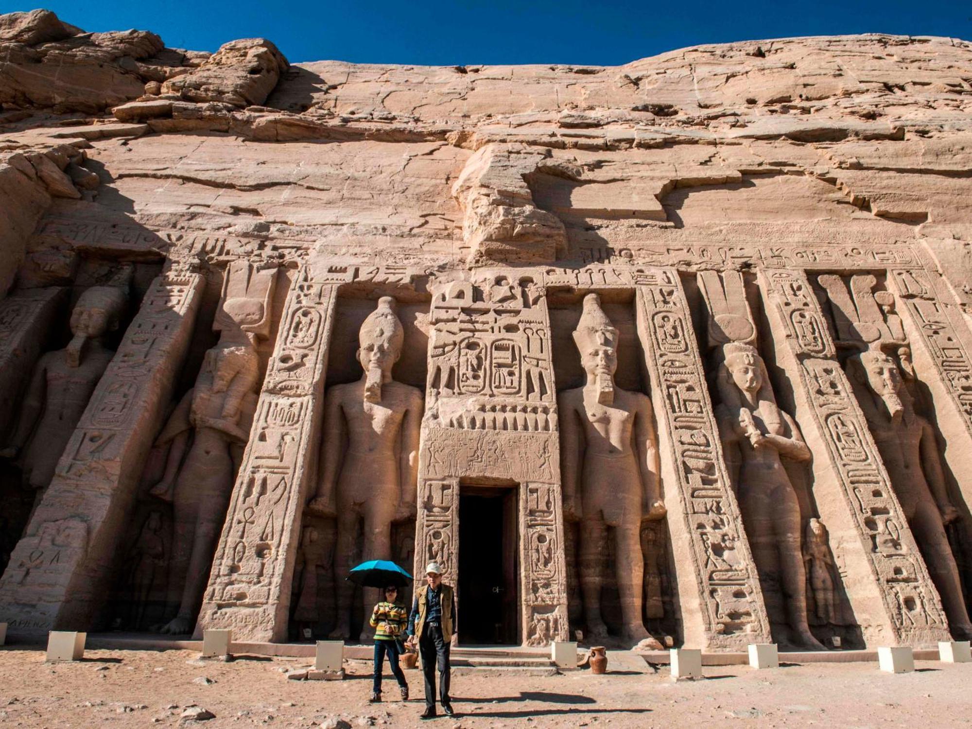 Osiris Guest House Abu Simbel Rum bild